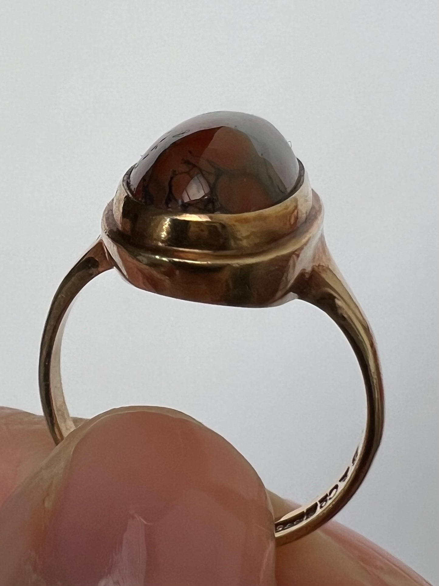 Plain Oval Moss Agate Up and Down Ring