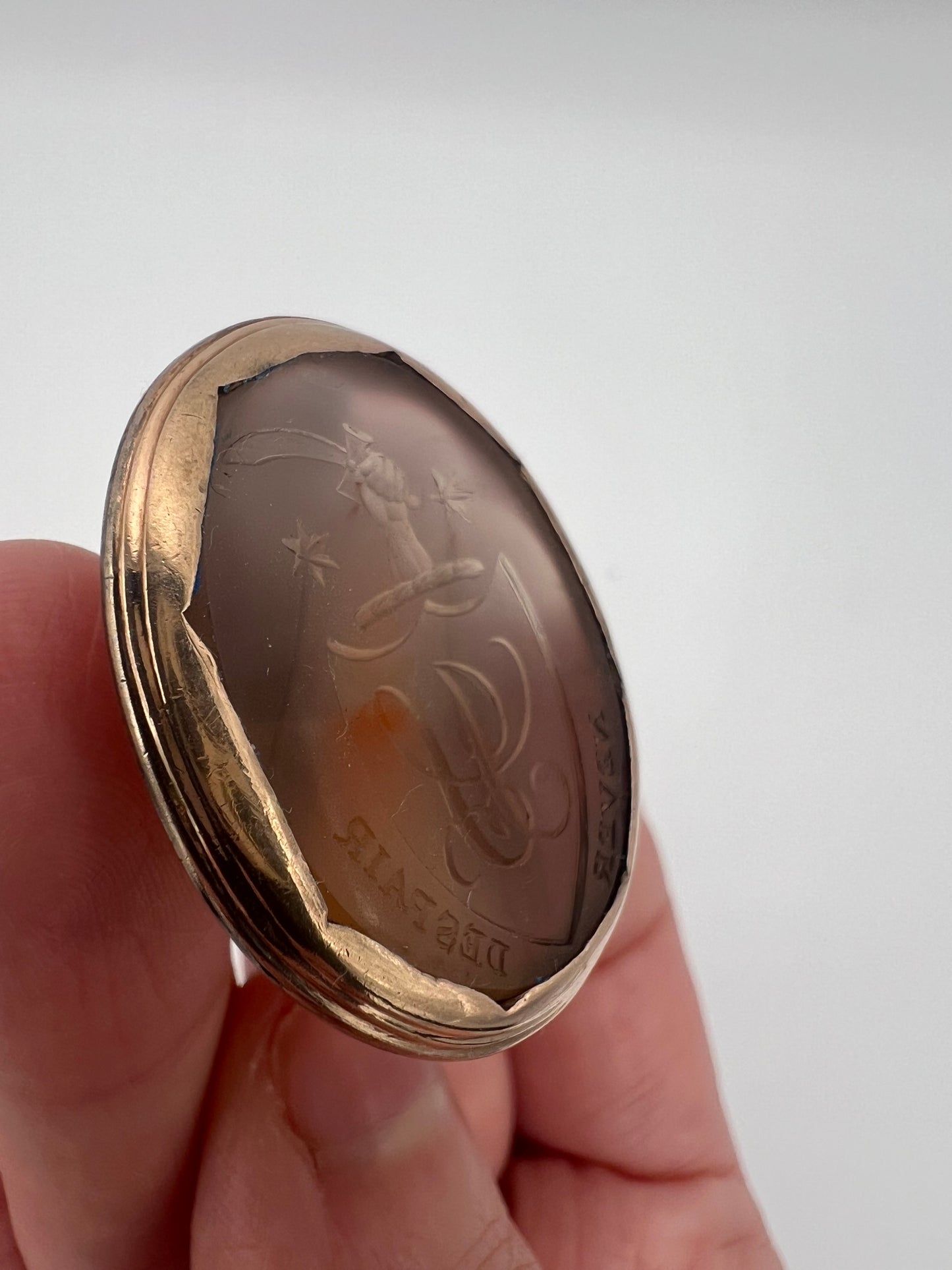 Very Large Georgian Agate Gold Intaglio Fob Seal "Never Despair"