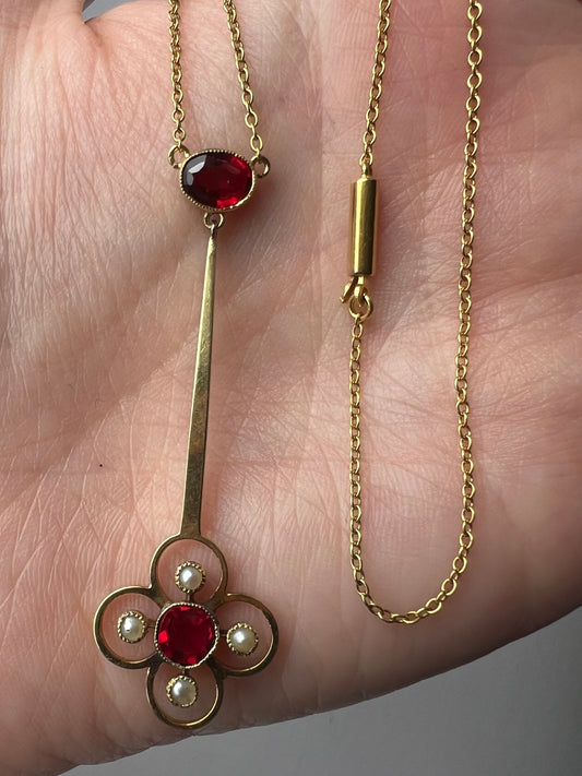 Edwardian 15ct Gold Quatrefoil Garnet Seed Pearl Necklace