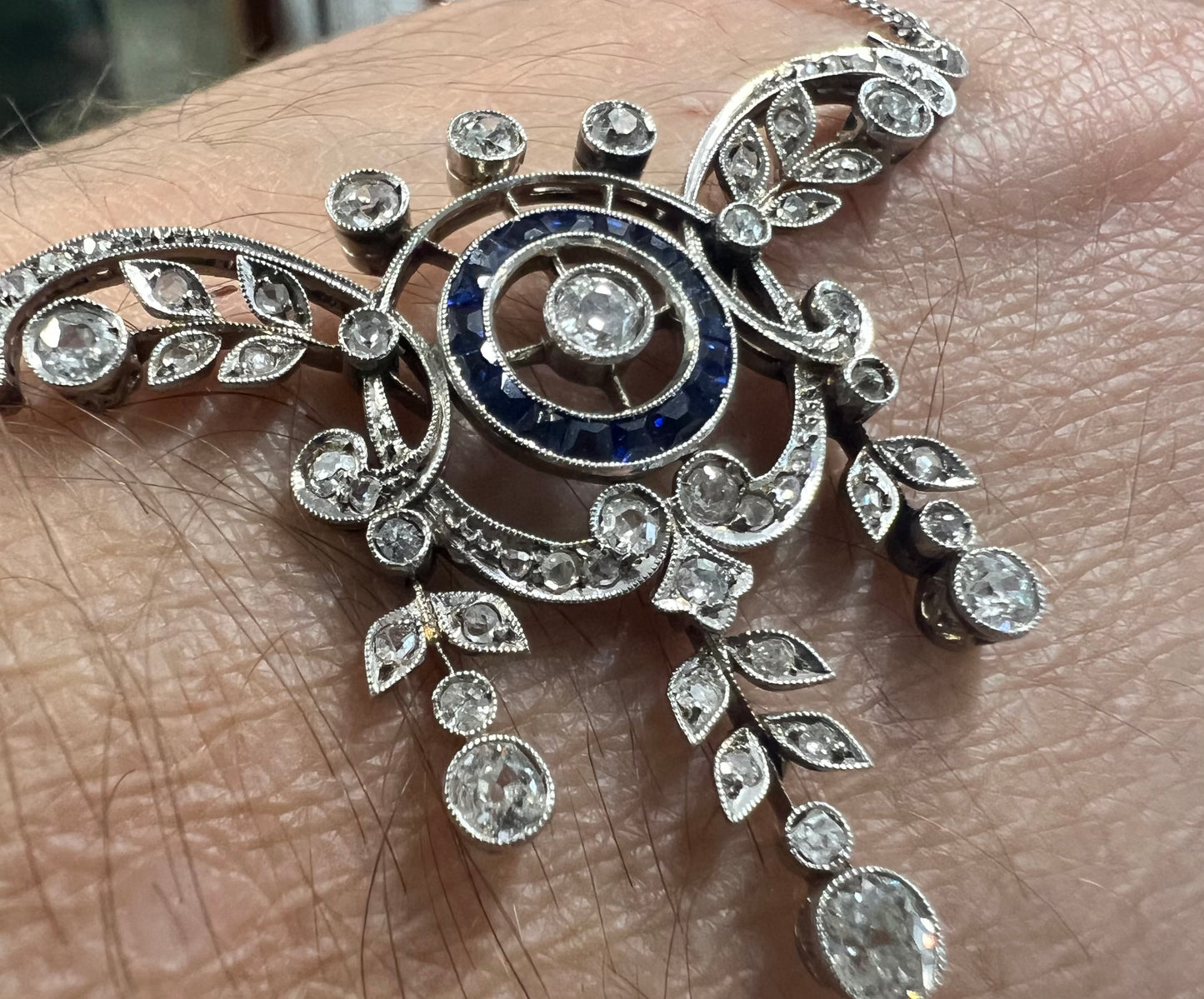Antique Belle Époque diamond 18ct White Gold Sapphire Lavalier Necklace