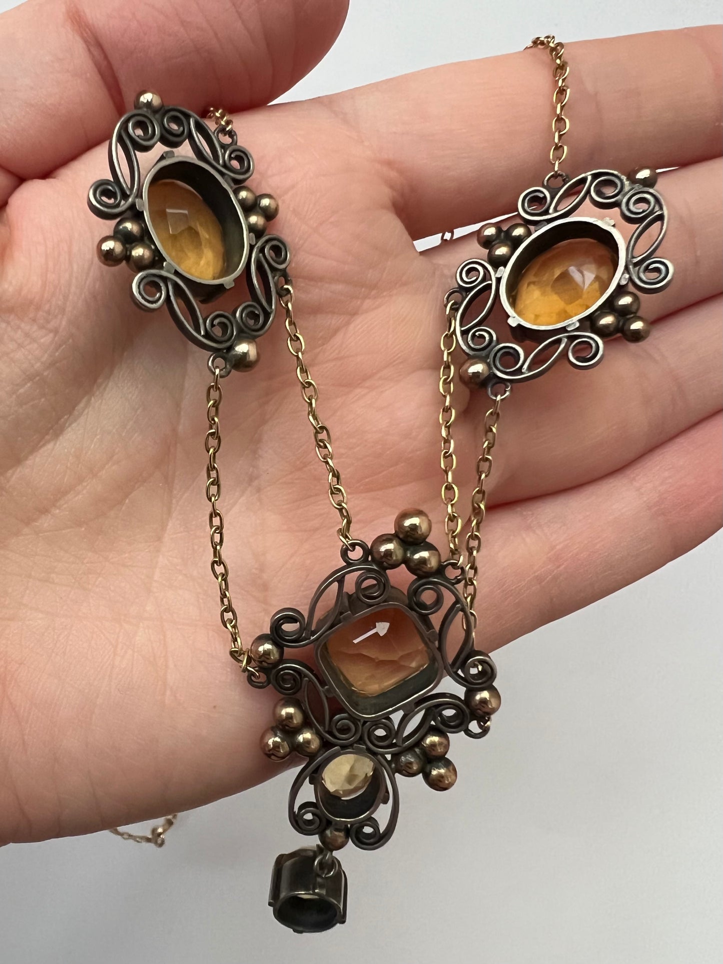 Artificer's Guild Arts & Crafts 15ct Gold Silver Citrine Necklace