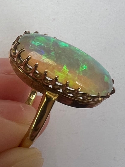 Edwardian Australian Crystal Jelly Opal Up and Down Oval Plain Cocktail Ring