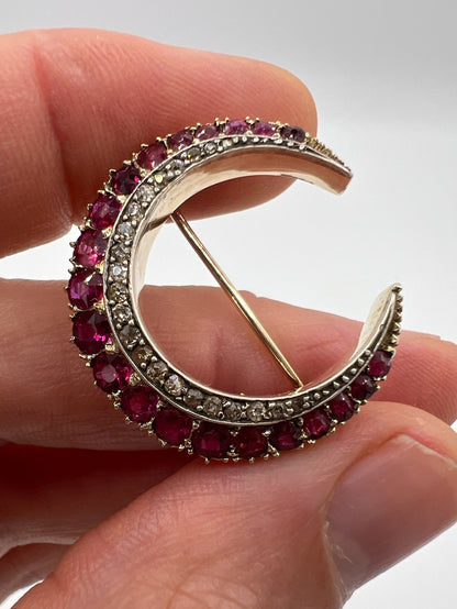 Antique Gold Diamond Ruby Crescent Brooch Pin in Original Box