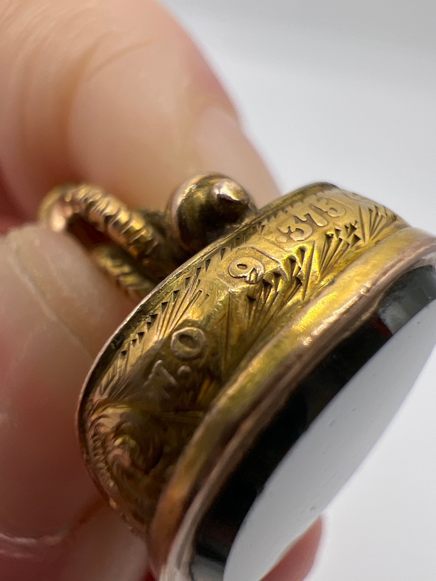 Victorian Bloodstone Hallmarked 9ct Gold Fob Pendant