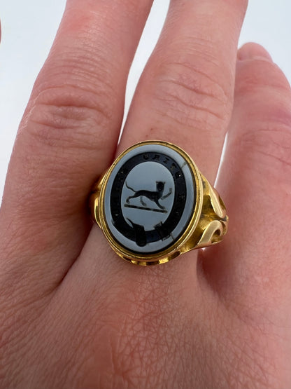 1859 Banded Onyx Black Cat Intaglio Seal Locket Memorial Opening Ring