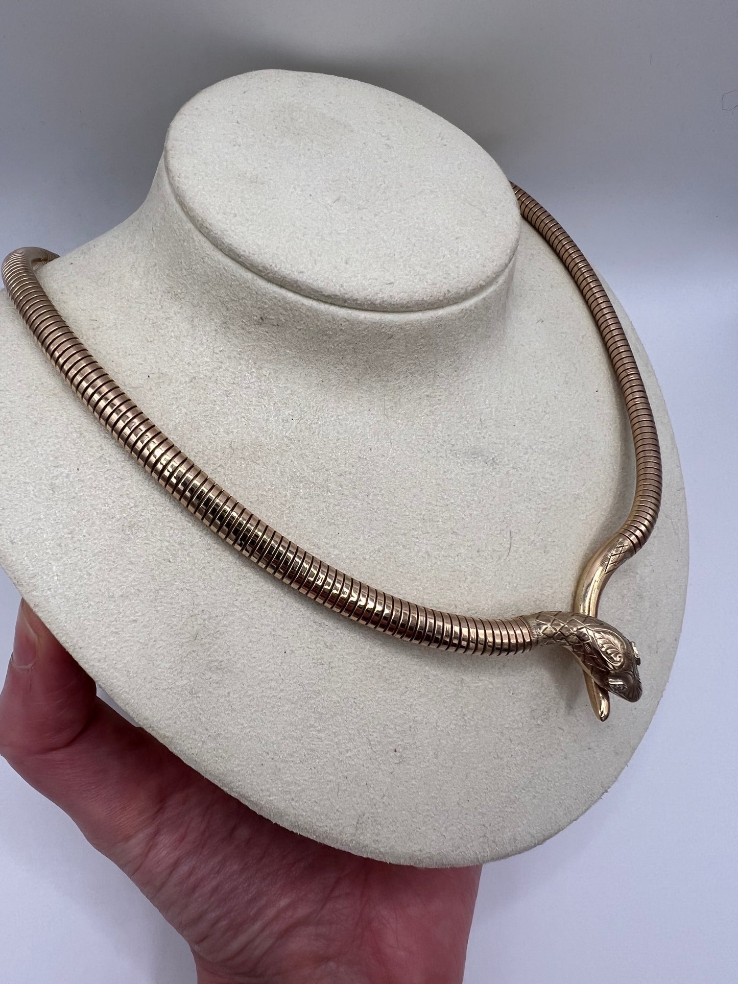 Diamond Eye Gold Turbogas Snake Collar