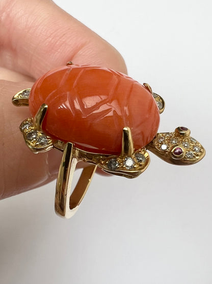 Turtle Ring in 18ct Gold, Diamond and Ruby Eyes