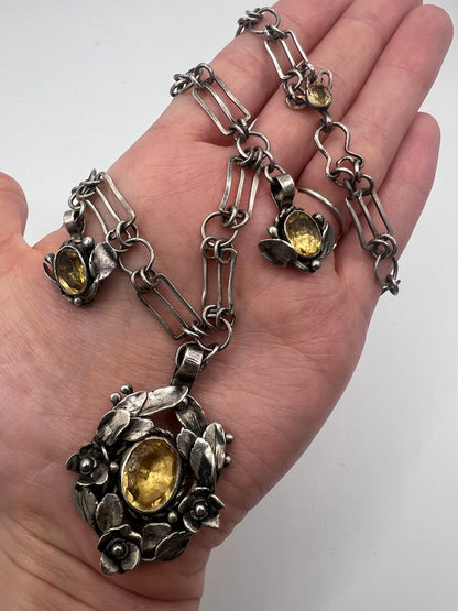 Arts & Crafts Citrine Silver Flower Necklace