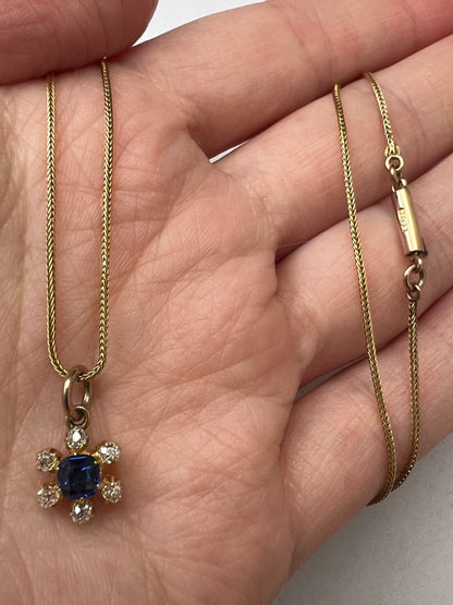 Inc Chain - Finest Quality Tiny 22ct Gold Sapphire Diamond Flower Pendant & 9ct Chain