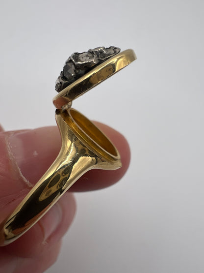 Memento Mori Gents 18ct Gold Gent's Skull Poison Or Locket Ring With Diamond Eyes