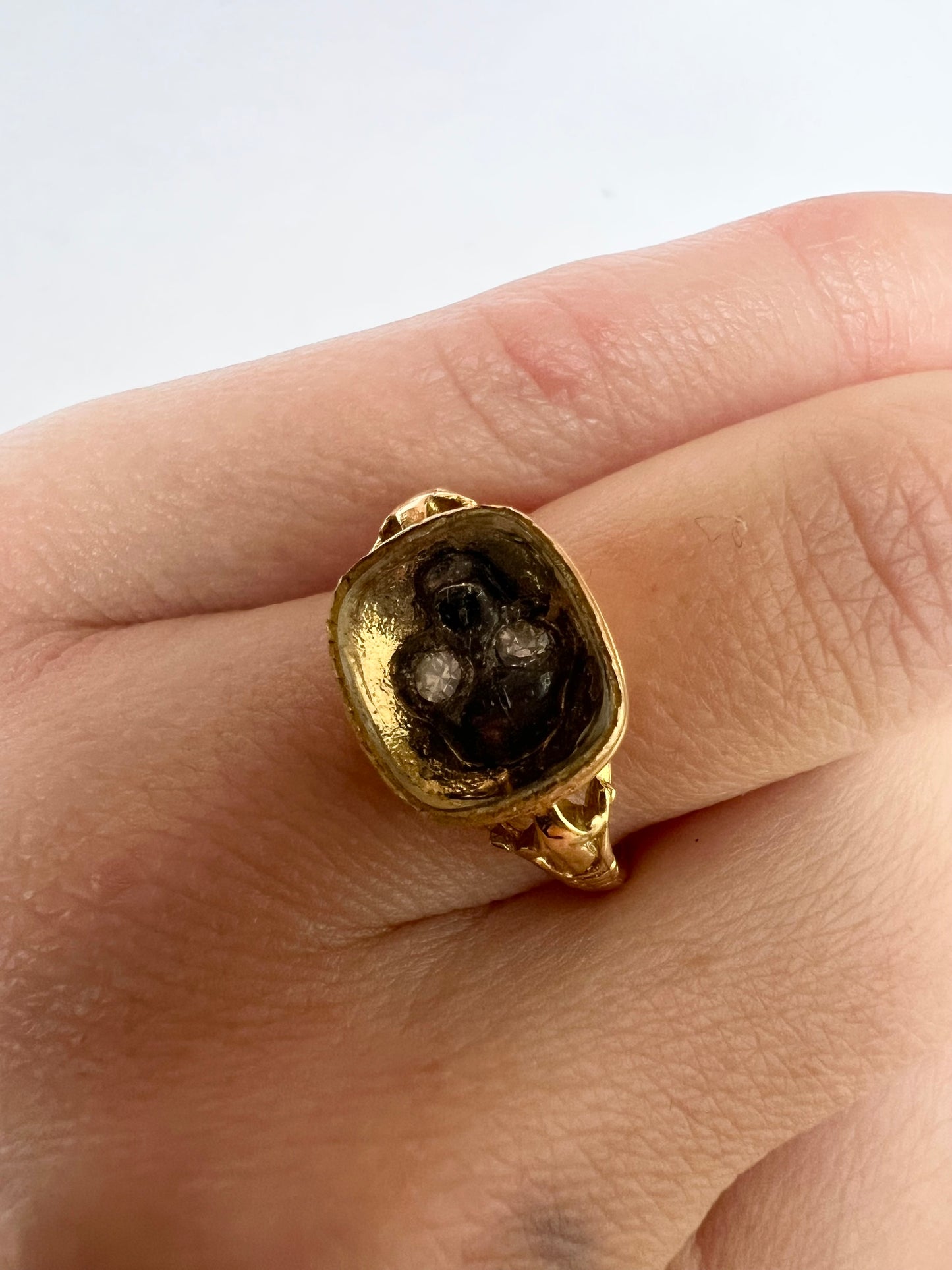 Regency Momento Mori Gold Skull Ring (likely modified from the original)
