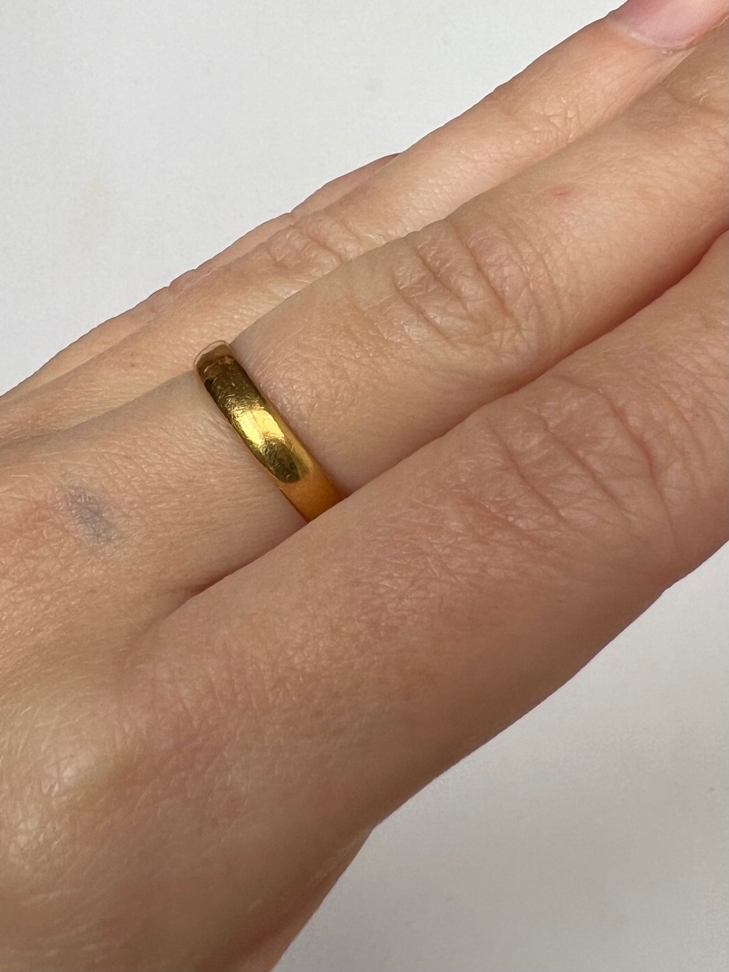 1852 22ct Gold Wedding Band Ring