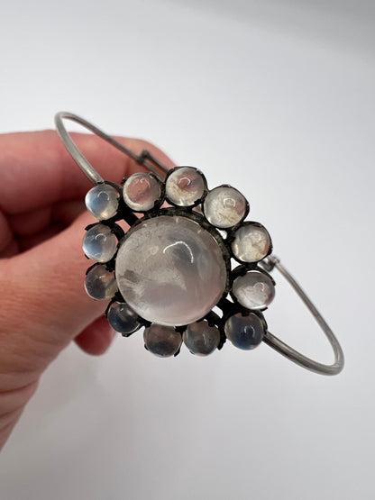 Arts And Crafts Simple Silver Moonstone Daisy Cluster Bangle