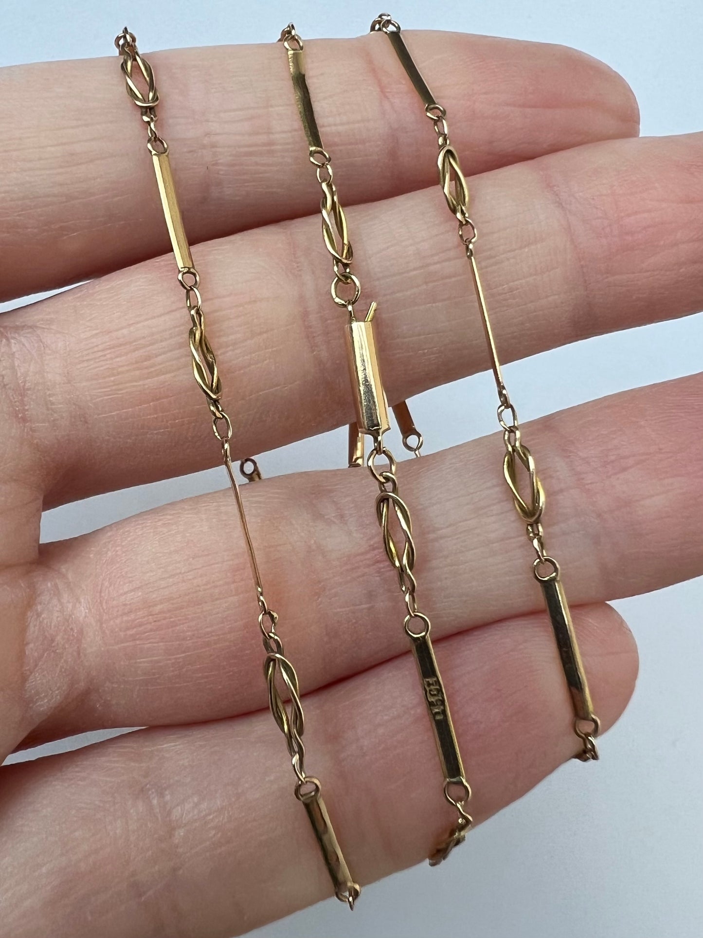 Delicate 15ct Gold Fancy Link Knot And Bar Neck Chain