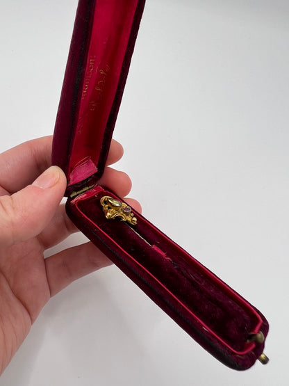 Chrysoberyl And Garnet Rococo Style Gold Boxed Stick Pin