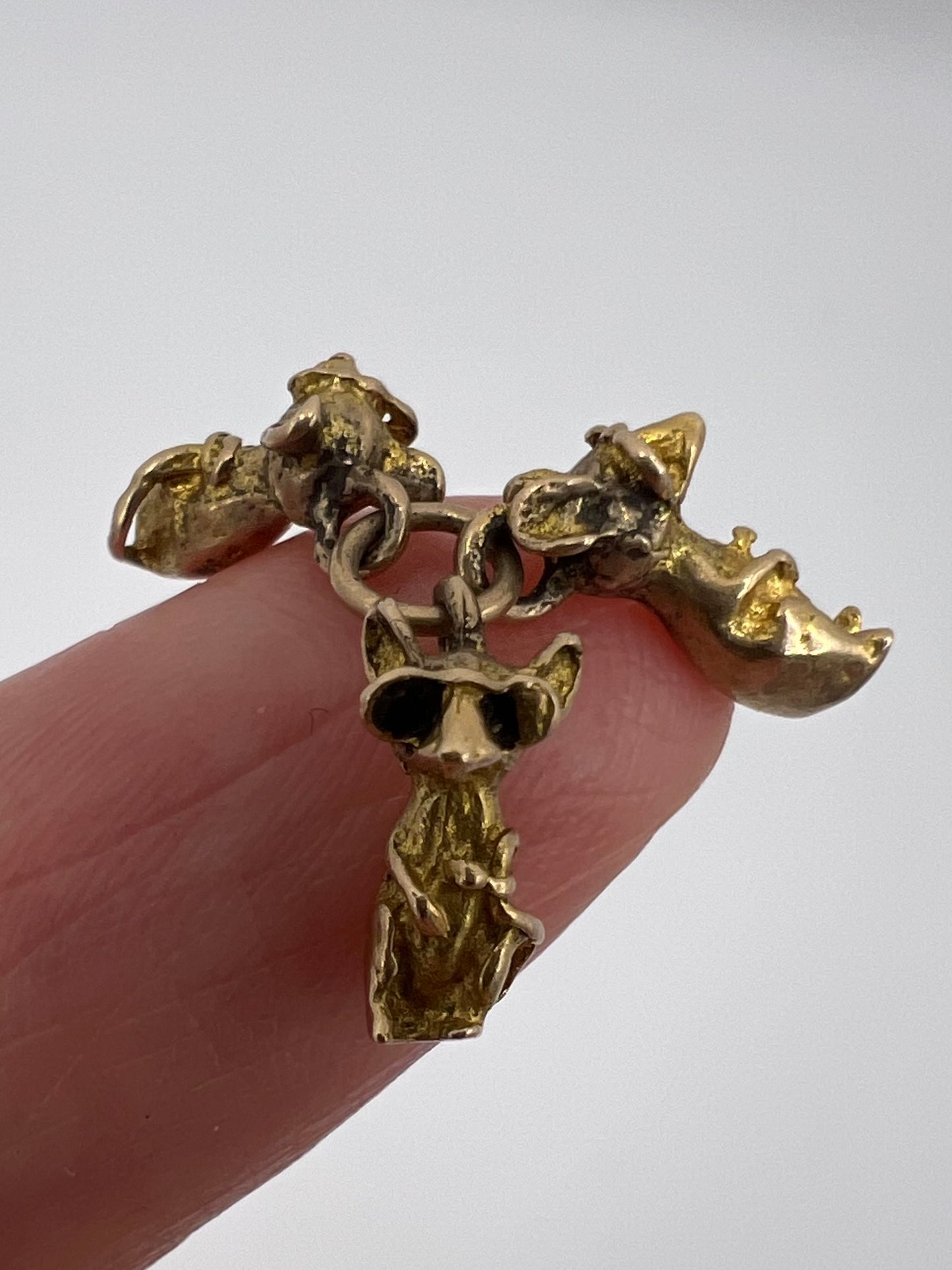 Comical 3 Blind Mice Gold Charm
