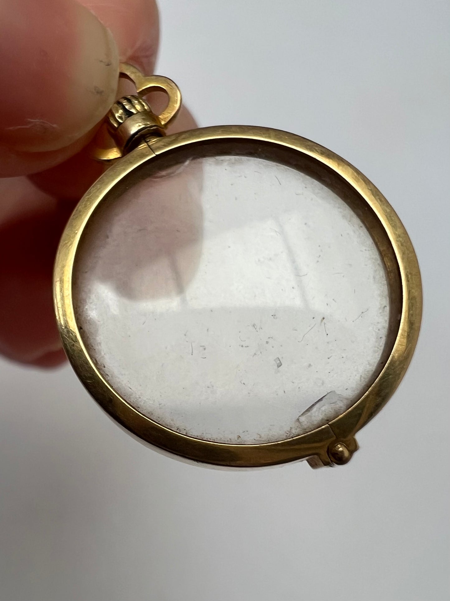 Edwardian 15ct Gold Plain Picture Locket