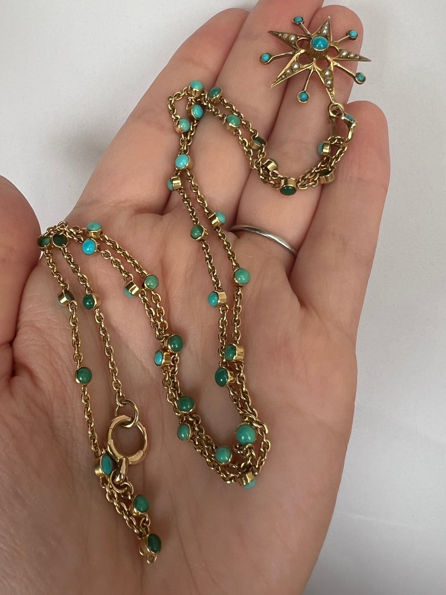 15ct Gold Fancy Turquoise Chain and Turquoise Pearl Star Pendant