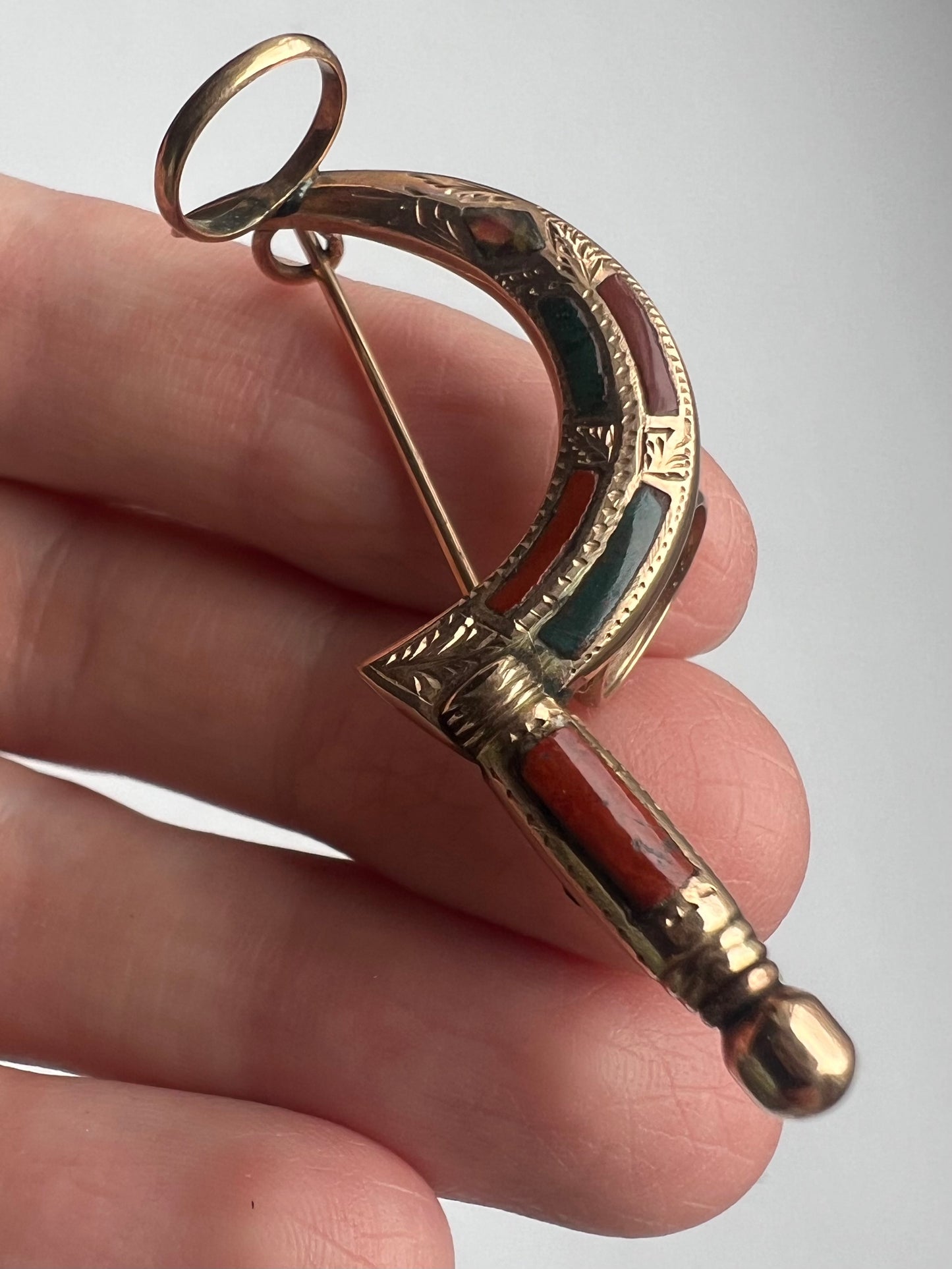Scottish Wedding Gents Posy Holder R.L Christie Edinburgh Rare Gold Scimitar Pebble Jewellery Brooch