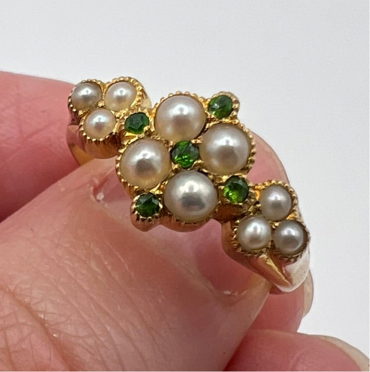 Rare Demantoid Green Garnet Pearl Antique Ring in 18ct Yellow Gold