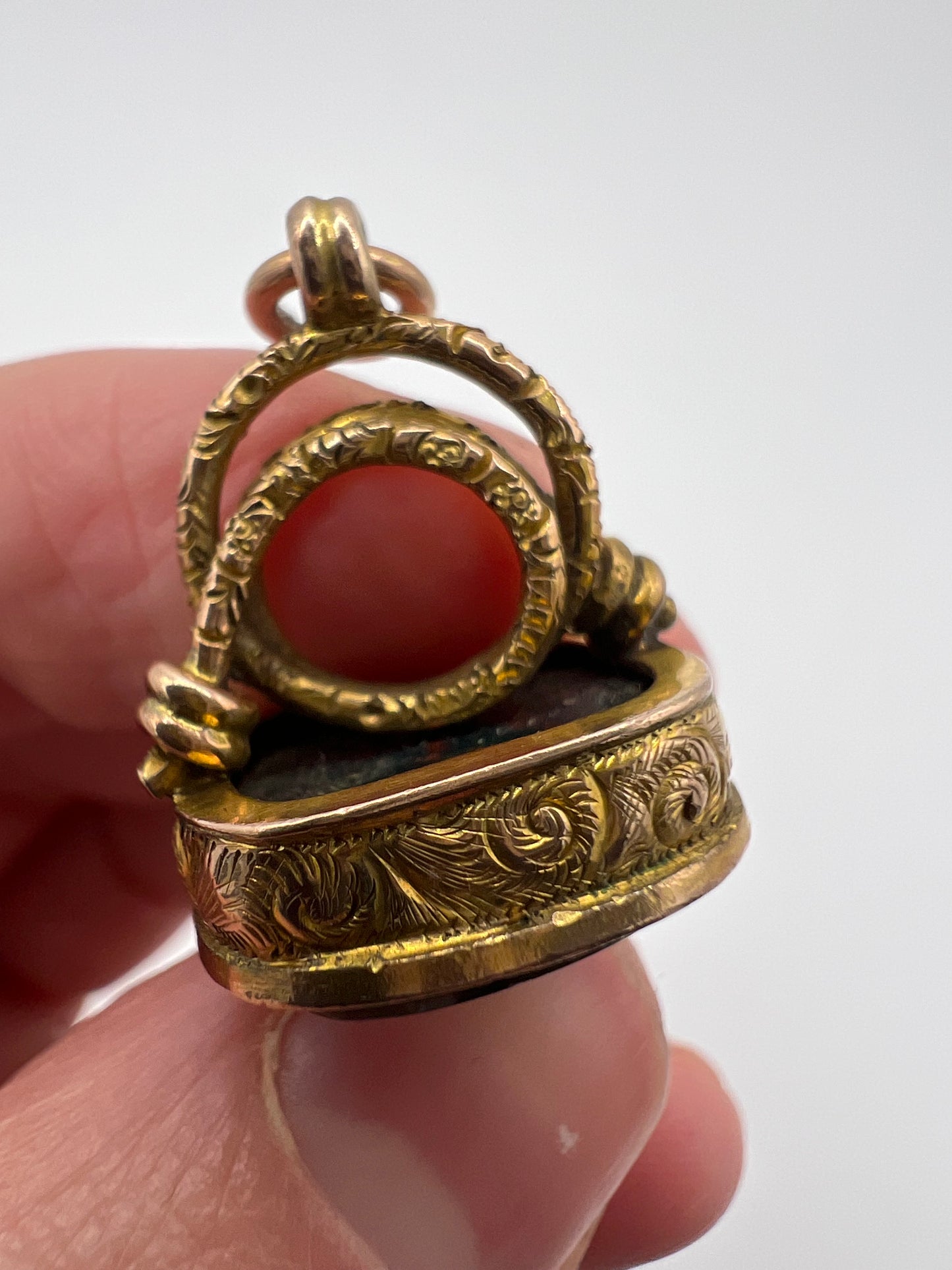 Victorian Bloodstone Hallmarked 9ct Gold Fob Pendant