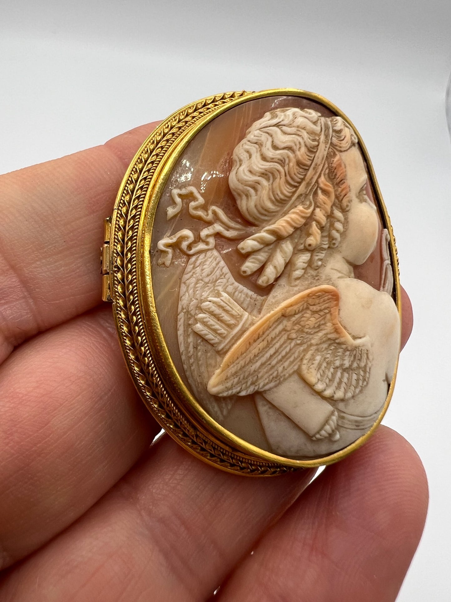 Victorian Cupid Cameo Brooch In 18ct Gold Frame