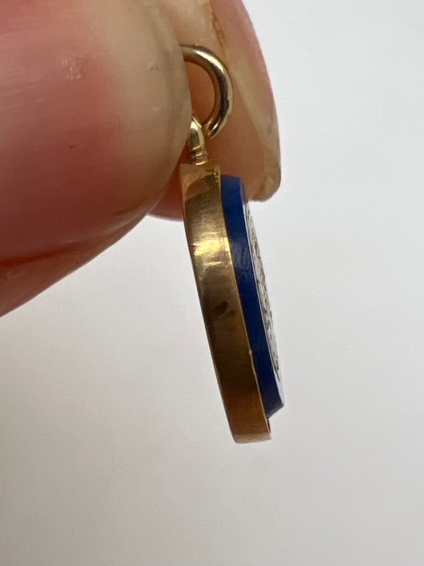 Micromosaic 18ct Gold Bird Pendant