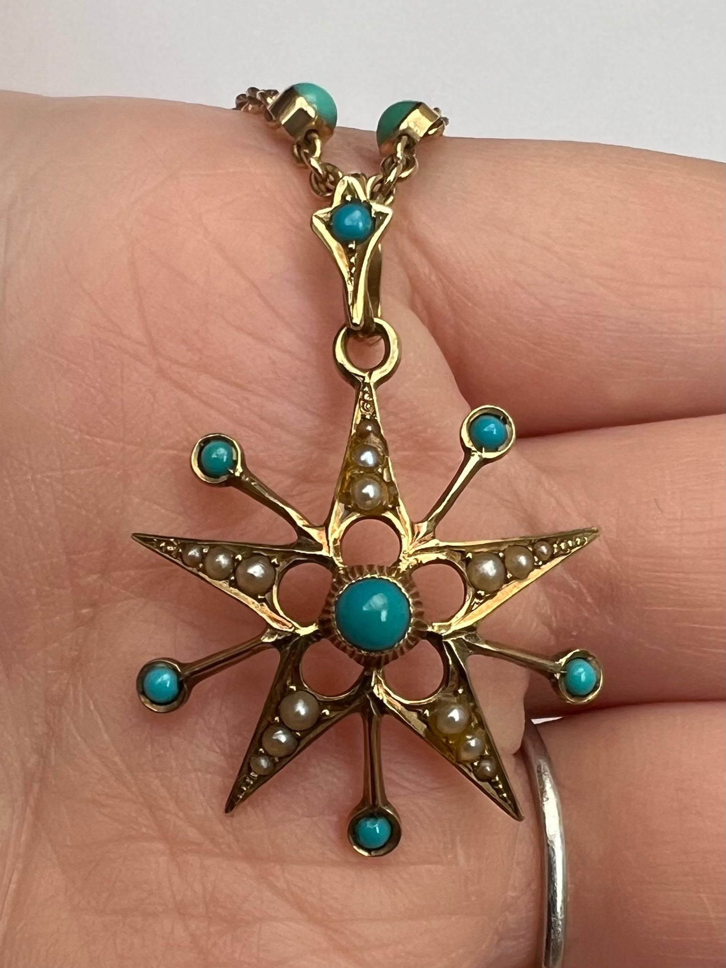 15ct Gold Fancy Turquoise Chain and Turquoise Pearl Star Pendant