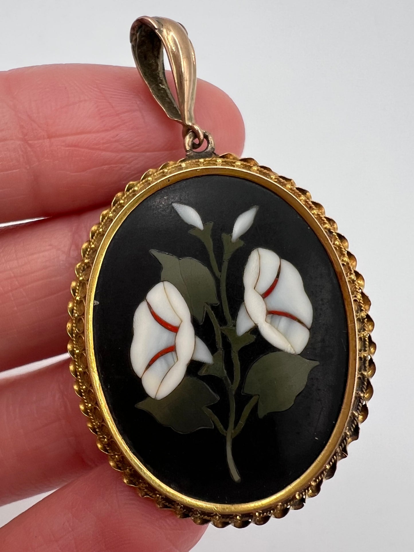 Pietra Dura Flower Locket Pendant in Exquisite Etruscan Gold Frame