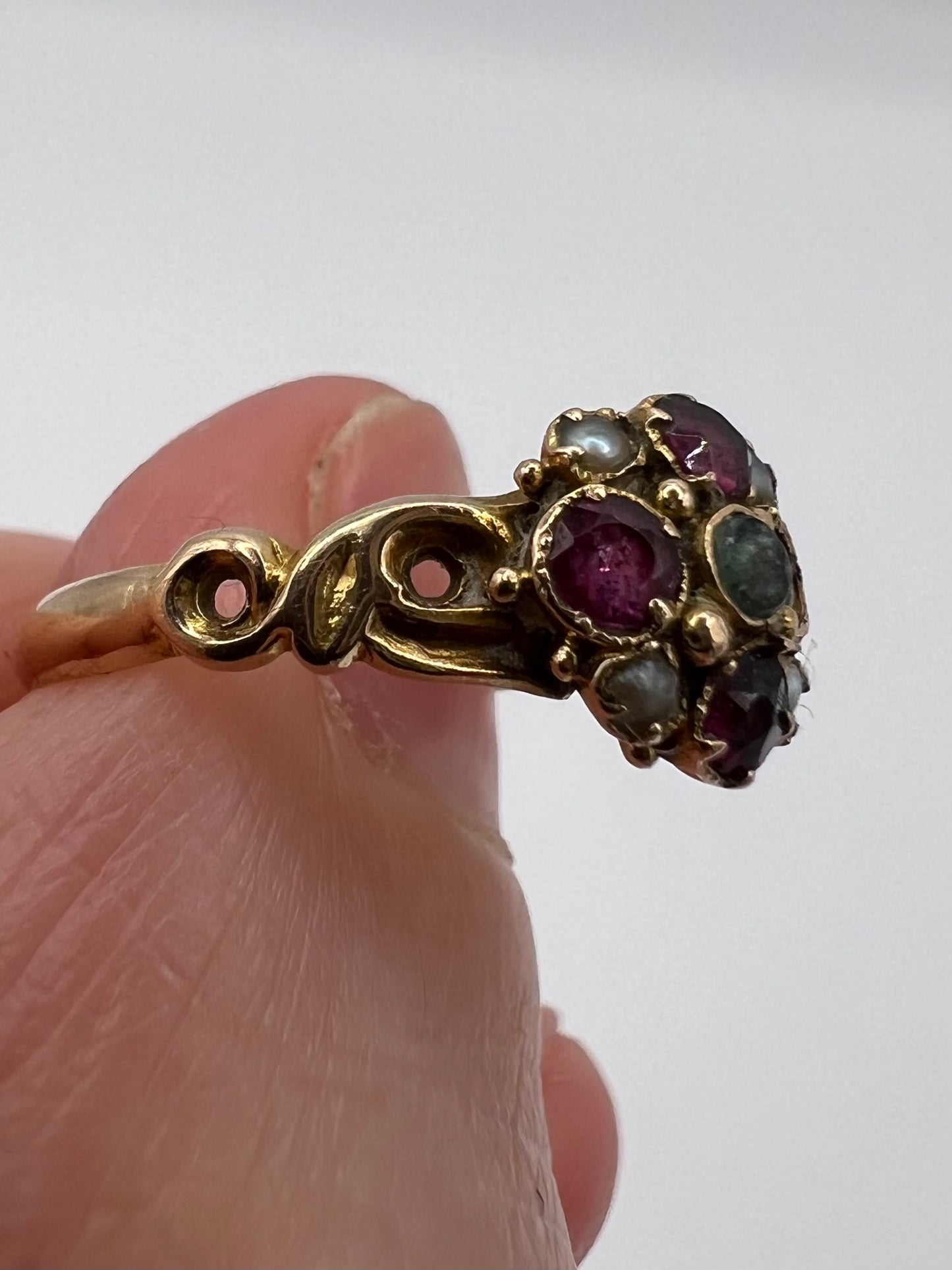 1864 Victorian 15ct Gold Almandine Garnet Emerald Pearl Ring