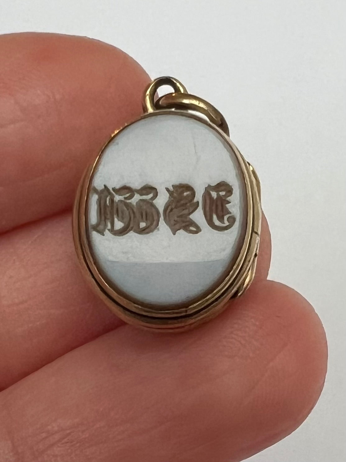 Small But Perfectly Formed Gold Bloodstone Intaglio Seal Locket