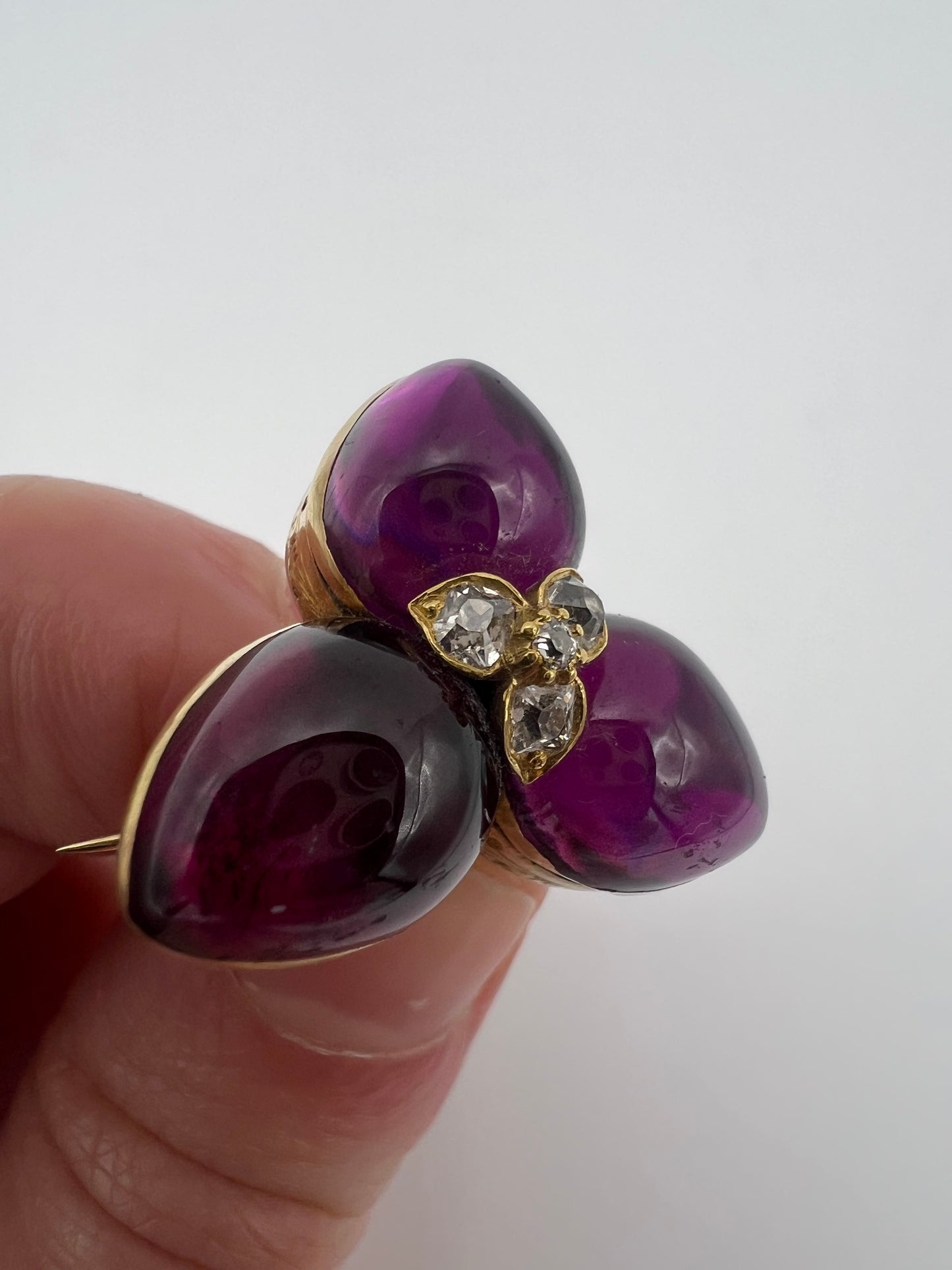 Almandine Garnet Diamond Gold Trefoil Brooch