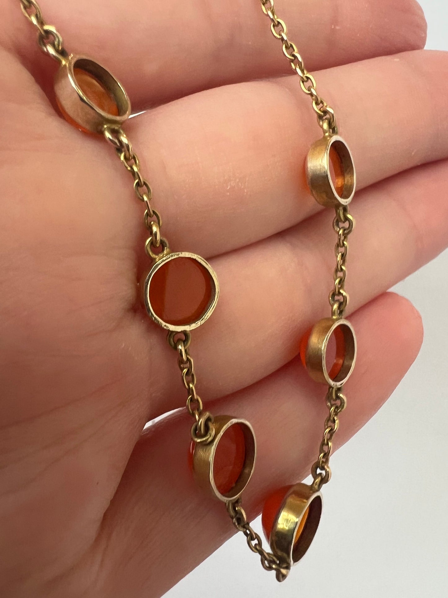 Sweet 15ct Gold Edwardian Carnelian Riviere Cabochon Necklace