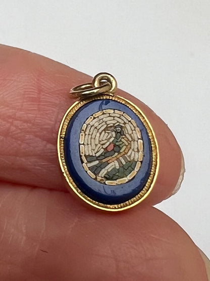 Micromosaic 18ct Gold Bird Pendant