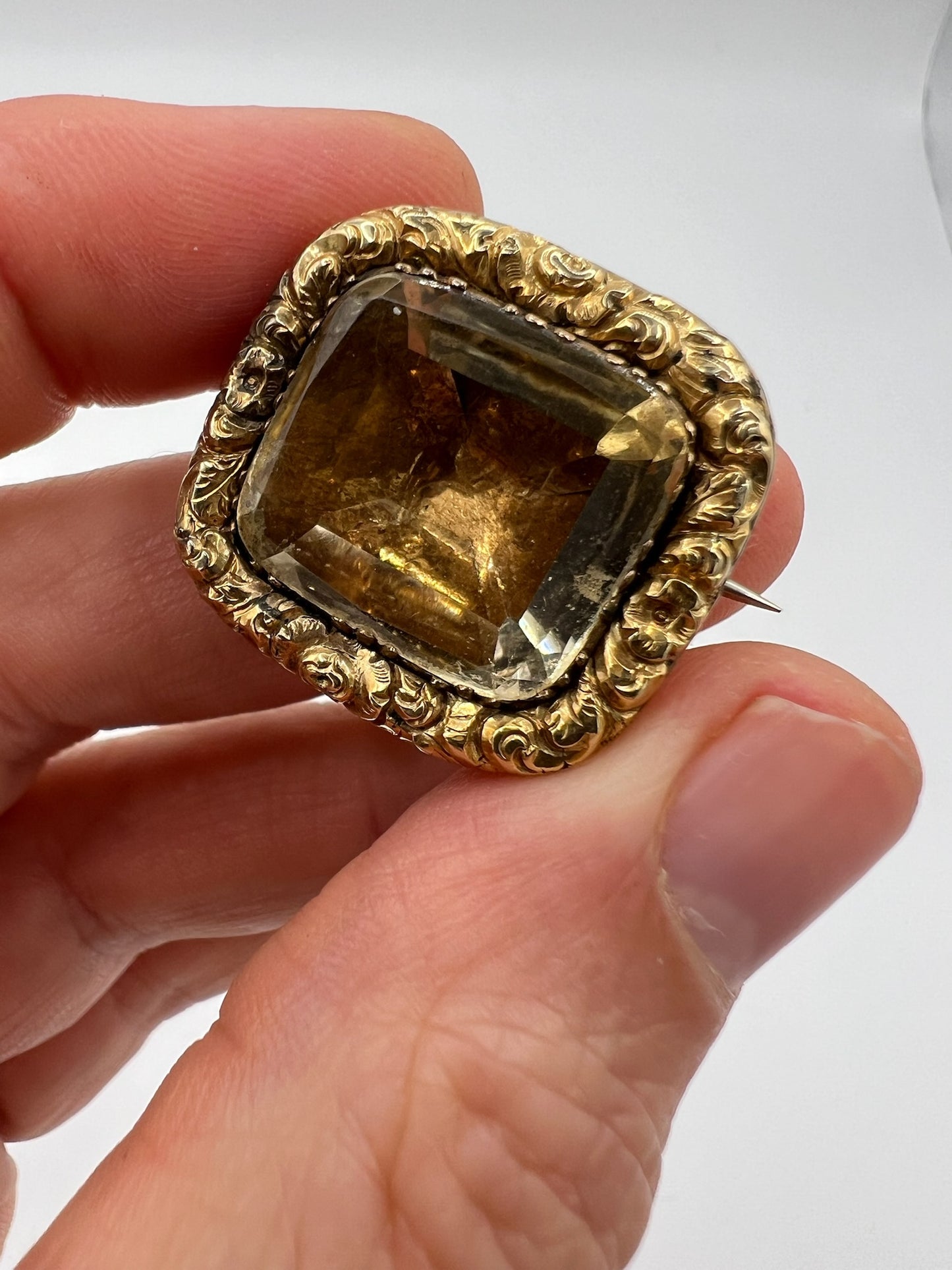 Georgian 9ct Gold Citrine Brooch Pin