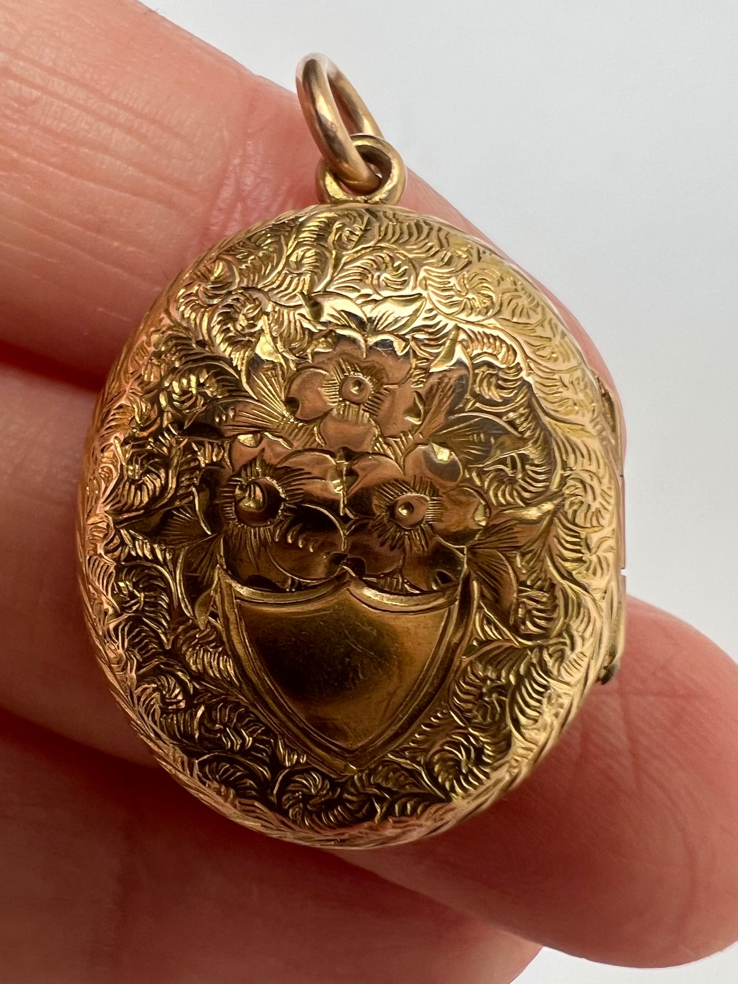 Victorian Gold Crucifix Oval Antique Locket