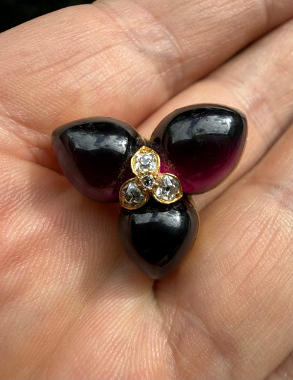 Almandine Garnet Diamond Gold Trefoil Brooch