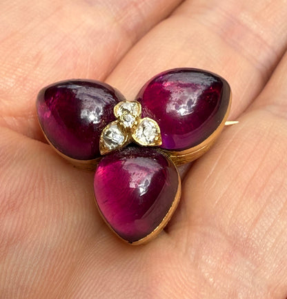 Almandine Garnet Diamond Gold Trefoil Brooch