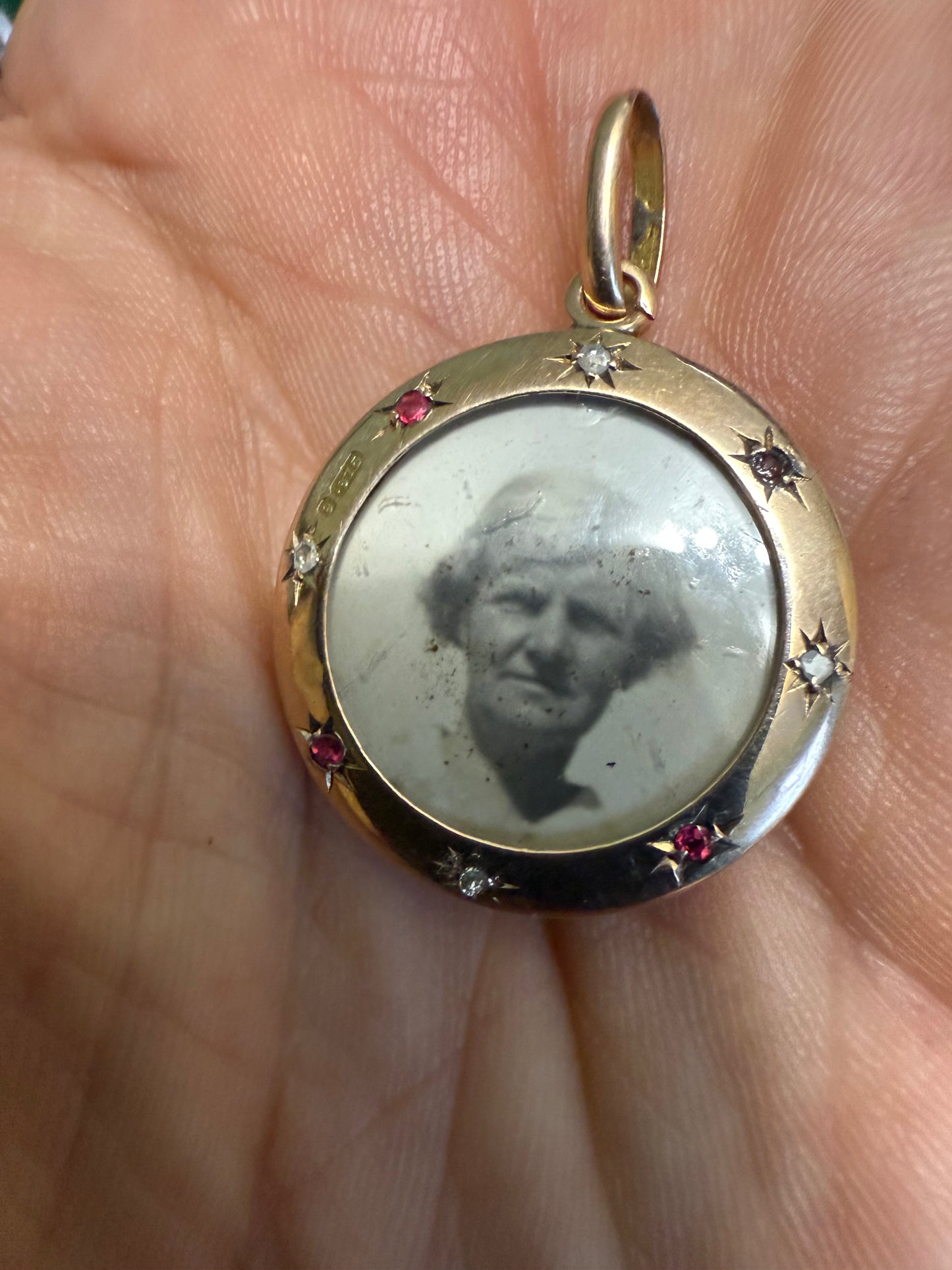 Rose Gold Circular Antique Picture Locket Pendant With Diamonds