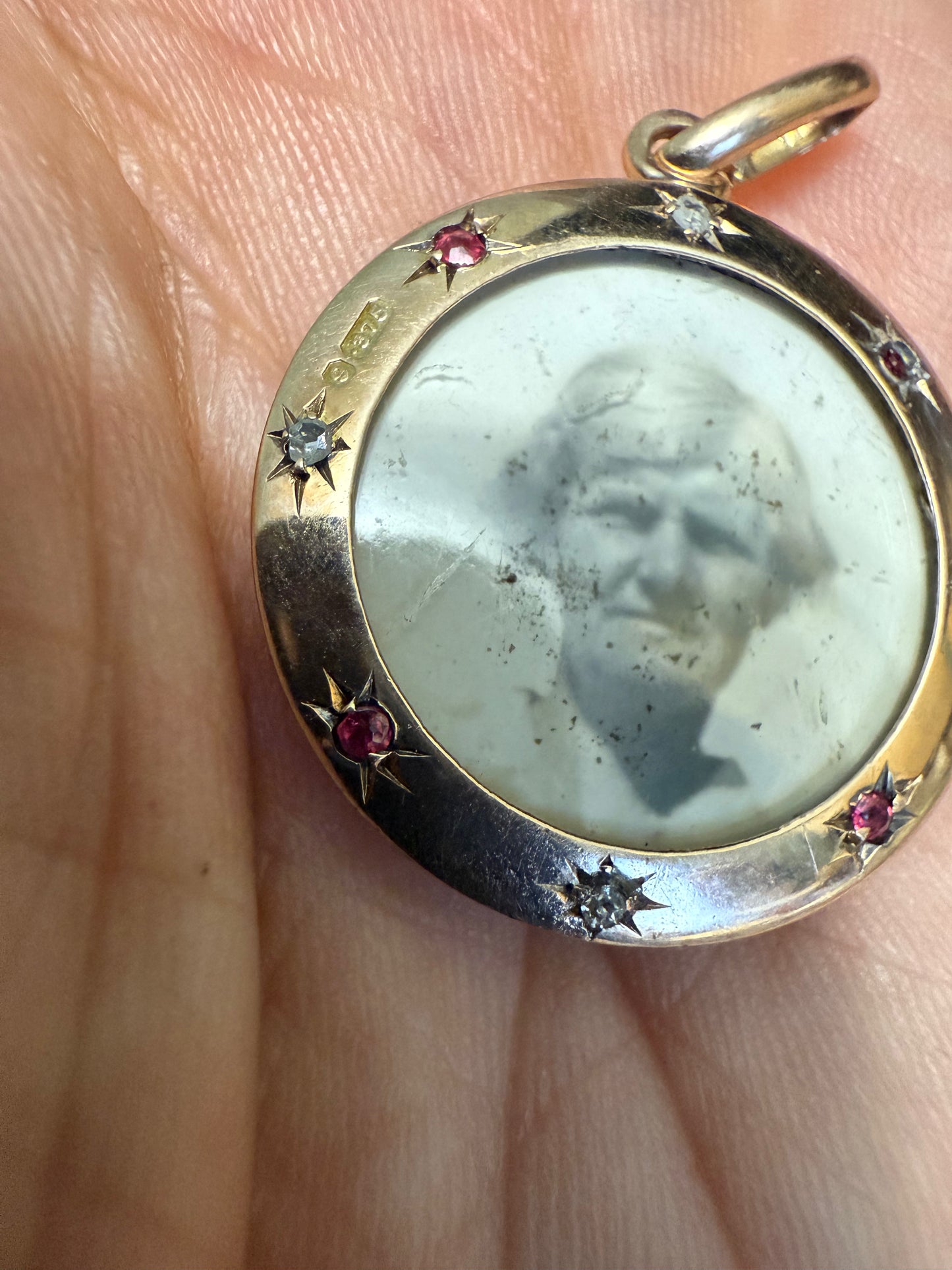 Rose Gold Circular Antique Picture Locket Pendant With Diamonds