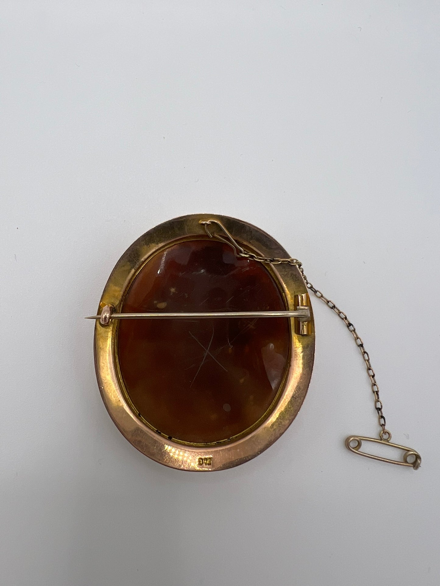 Fabulous Quality Victorian Large Cameo Brooch Pin With 9ct Carat Gold Frame